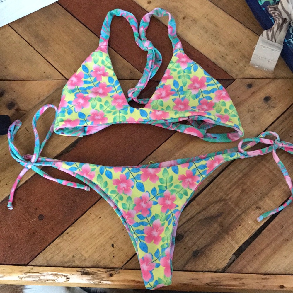 Moana reversible bikini bottoms small